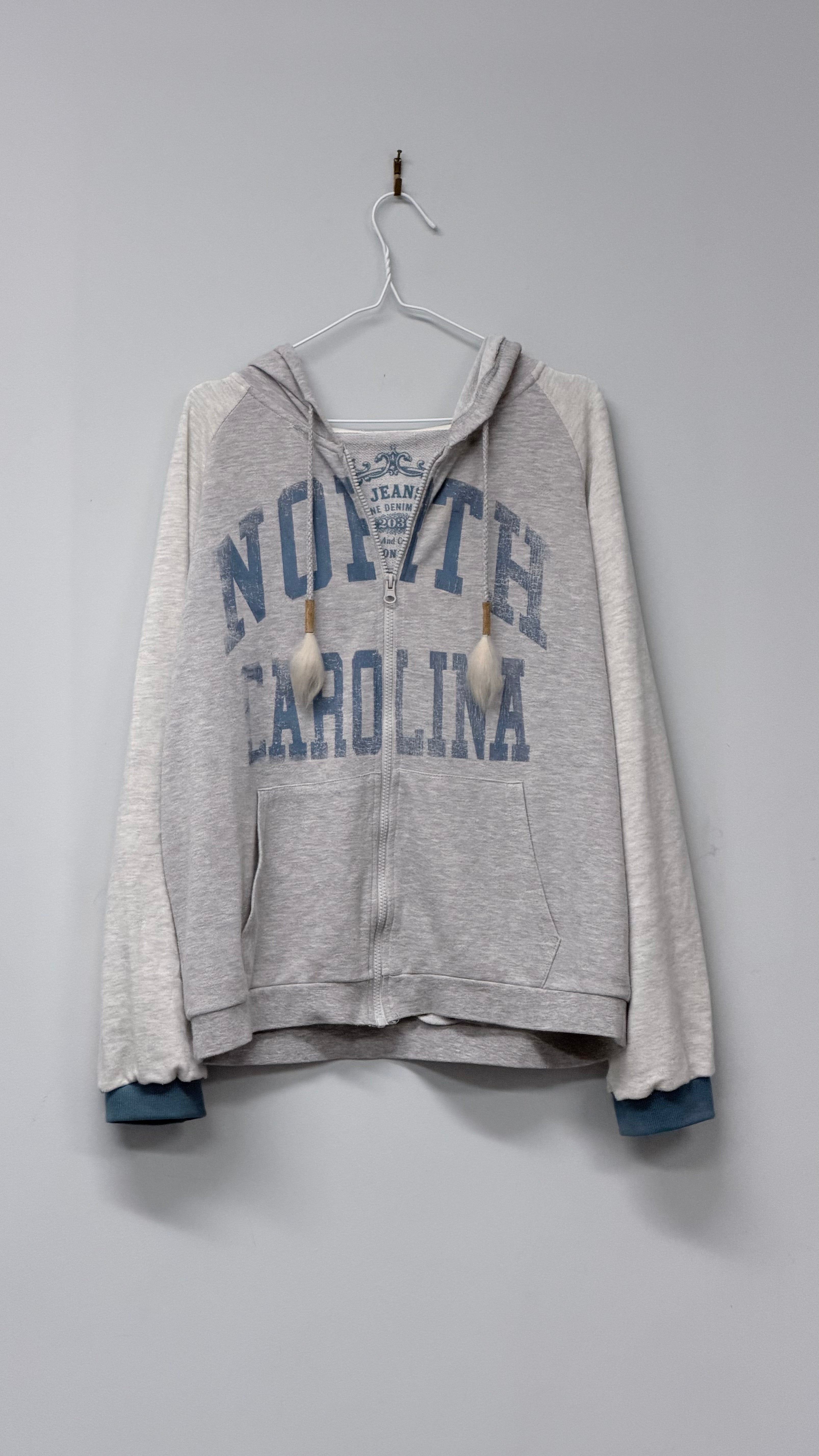 NC THREE-TONE HOODIE