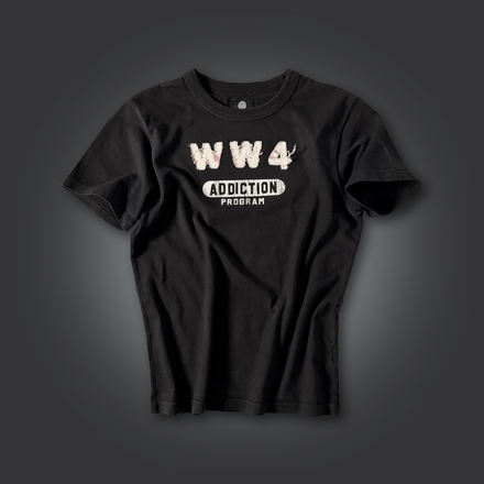 'WW4' T-Shirt